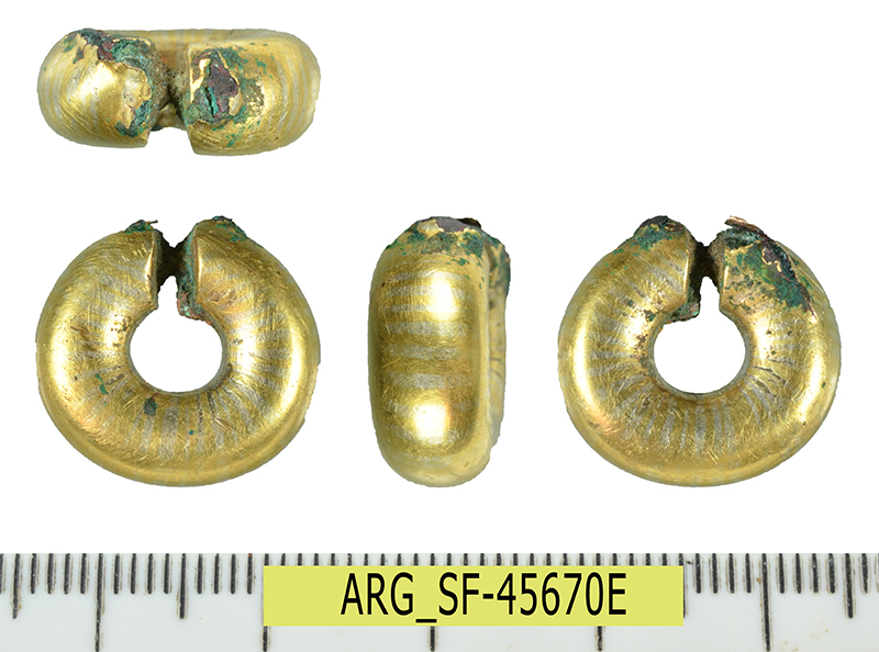 gold circular object